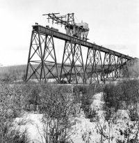 construction of the Alberta Central Mintlaw steel trestle 1911